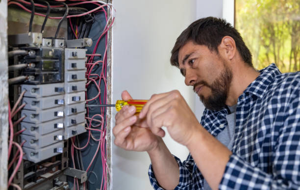 Best Affordable Emergency Electrician  in Thoreau, NM